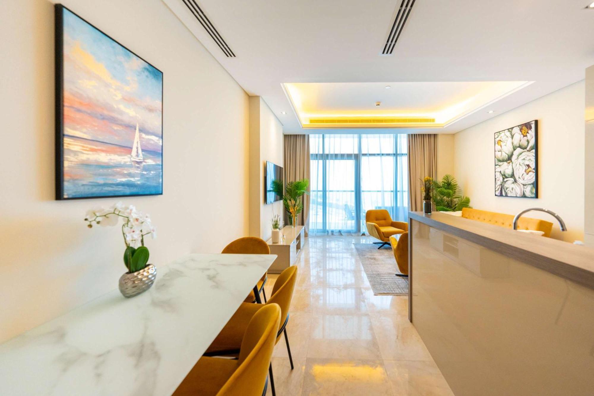 Spacious Beachfront 2 Bedroom Apartment - The 8 Dubái Exterior foto